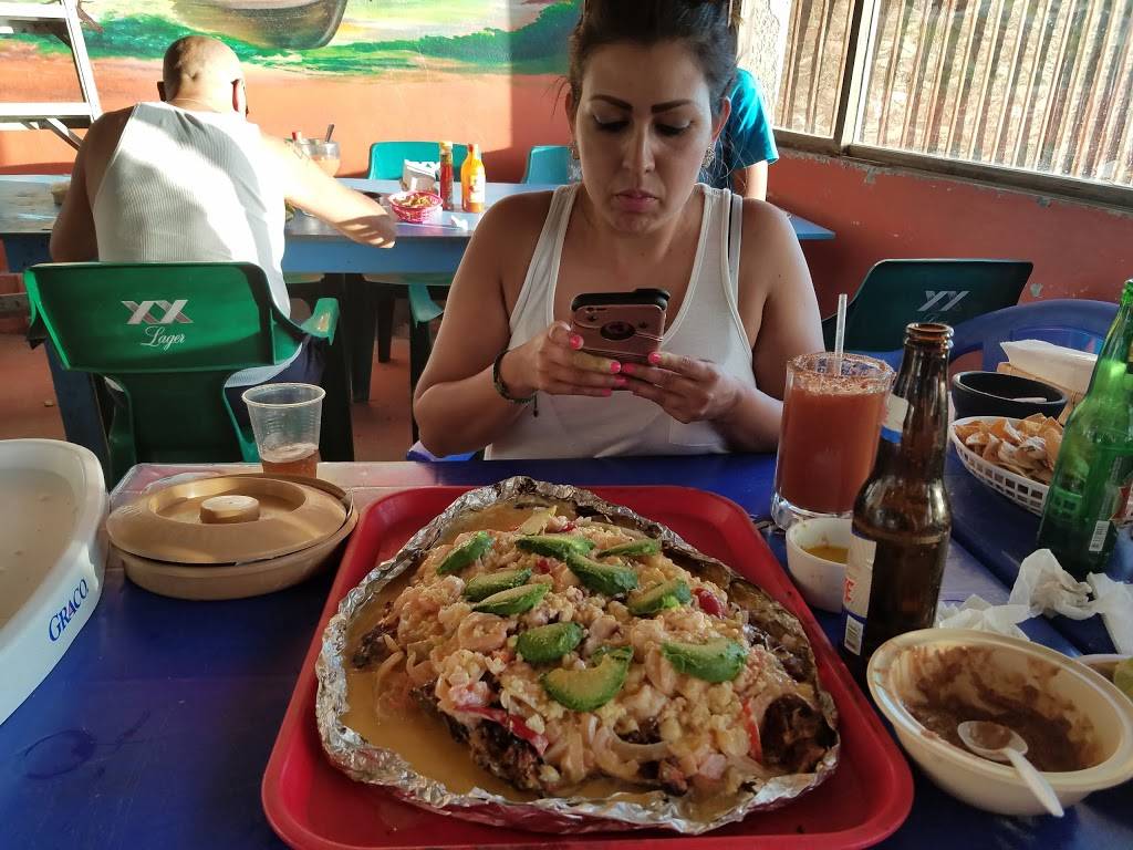 Pelicanos | restaurant | N Pacific St, 92054 Oceanside, CA, Mexico | 016611247894 OR +52 661 124 7894