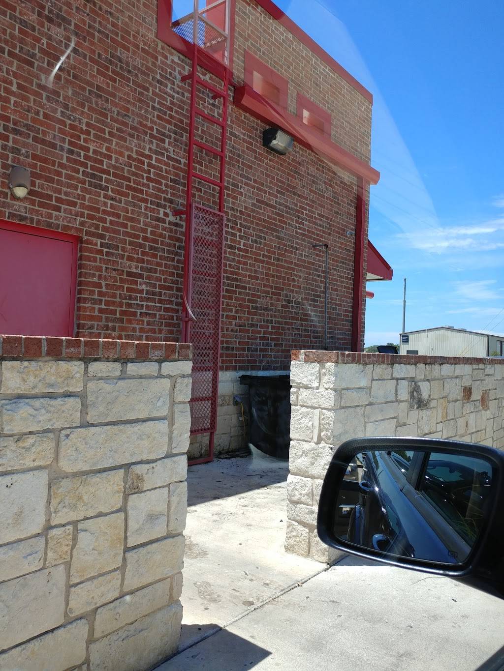 Chicken Express | restaurant | 13282 TX-29, Liberty Hill, TX 78642, USA | 5125486390 OR +1 512-548-6390