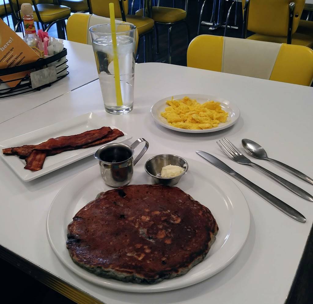 Over Easy - Biltmore | restaurant | 2398 E Camelback Rd #150, Phoenix, AZ 85016, USA | 6026877456 OR +1 602-687-7456