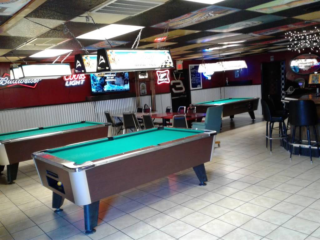 Jimmies Paddock | restaurant | 4740 Crain Hwy, White Plains, MD 20695, USA | 3019320371 OR +1 301-932-0371