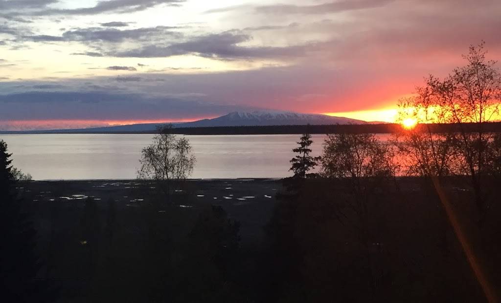 Simon & Seaforts Saloon & Grill | restaurant | 420 L St, Anchorage, AK 99501, USA | 9072743502 OR +1 907-274-3502