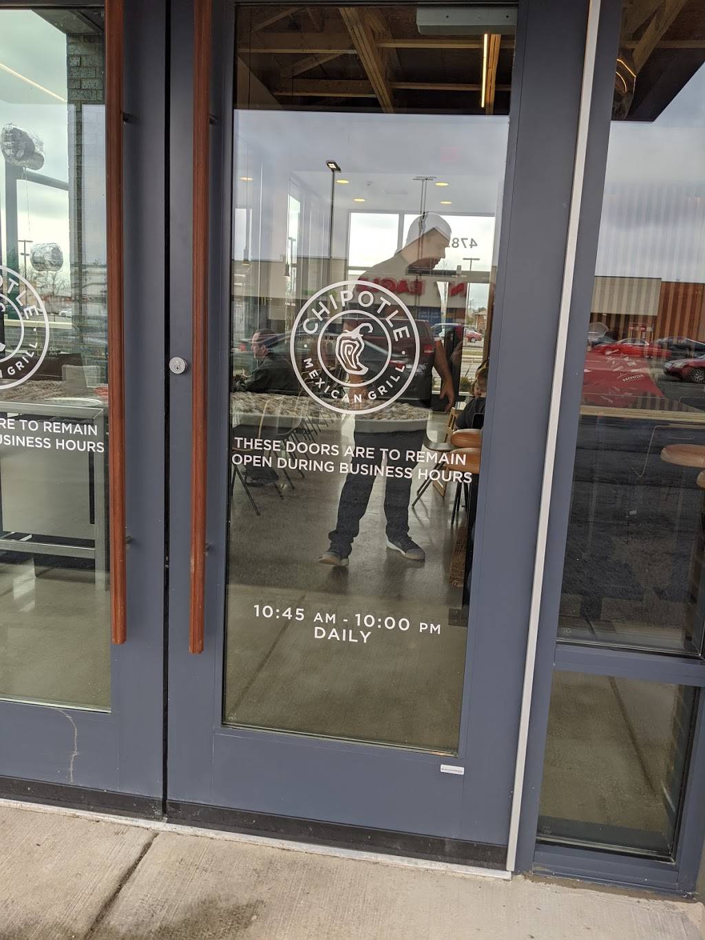 Chipotle Mexican Grill | restaurant | 4782 W Broad St, Columbus, OH 43228, USA | 6143354705 OR +1 614-335-4705