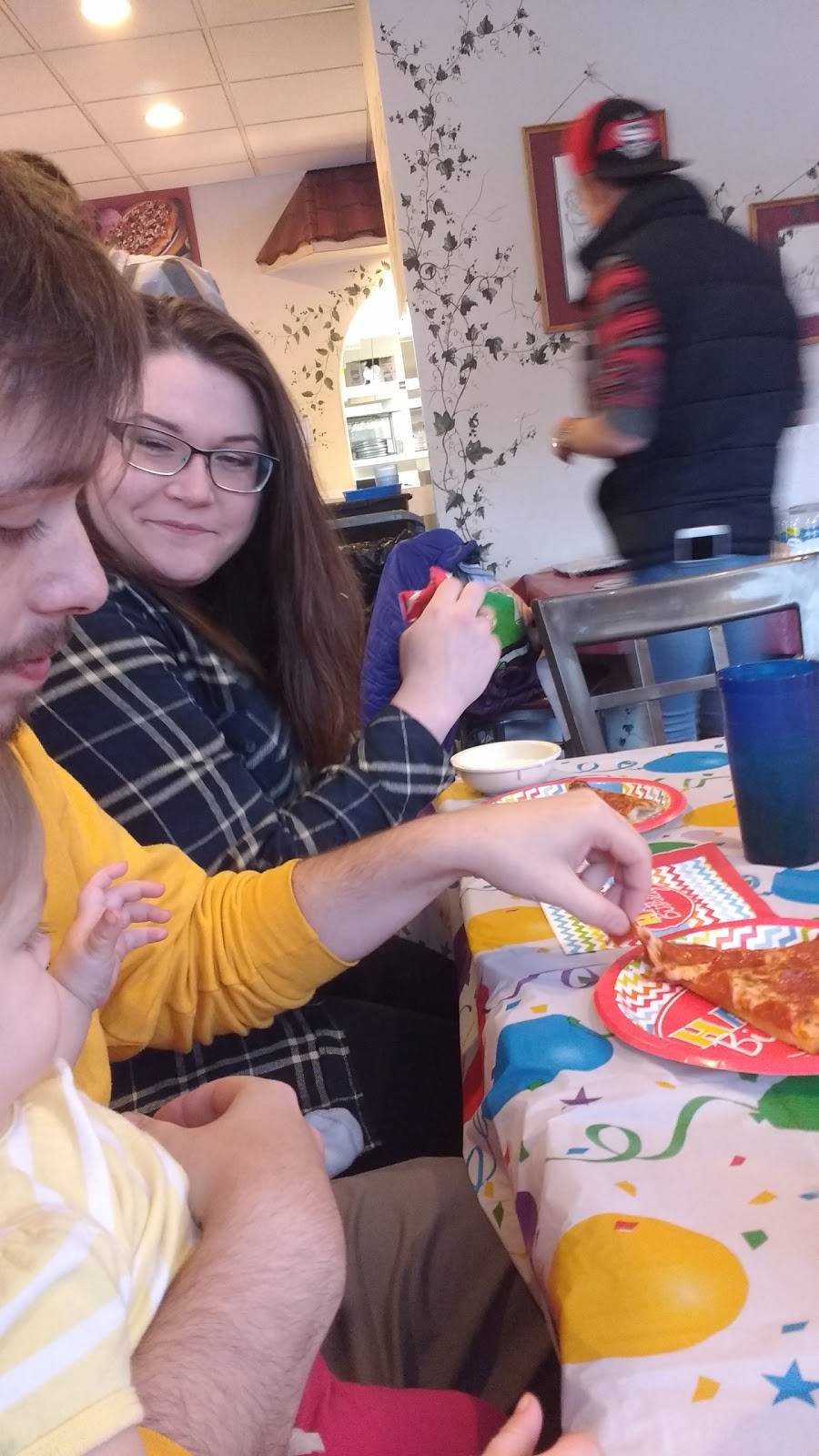 B.C. Pizza | restaurant | 1191 M-75, Boyne City, MI 49712, USA | 2315822288 OR +1 231-582-2288