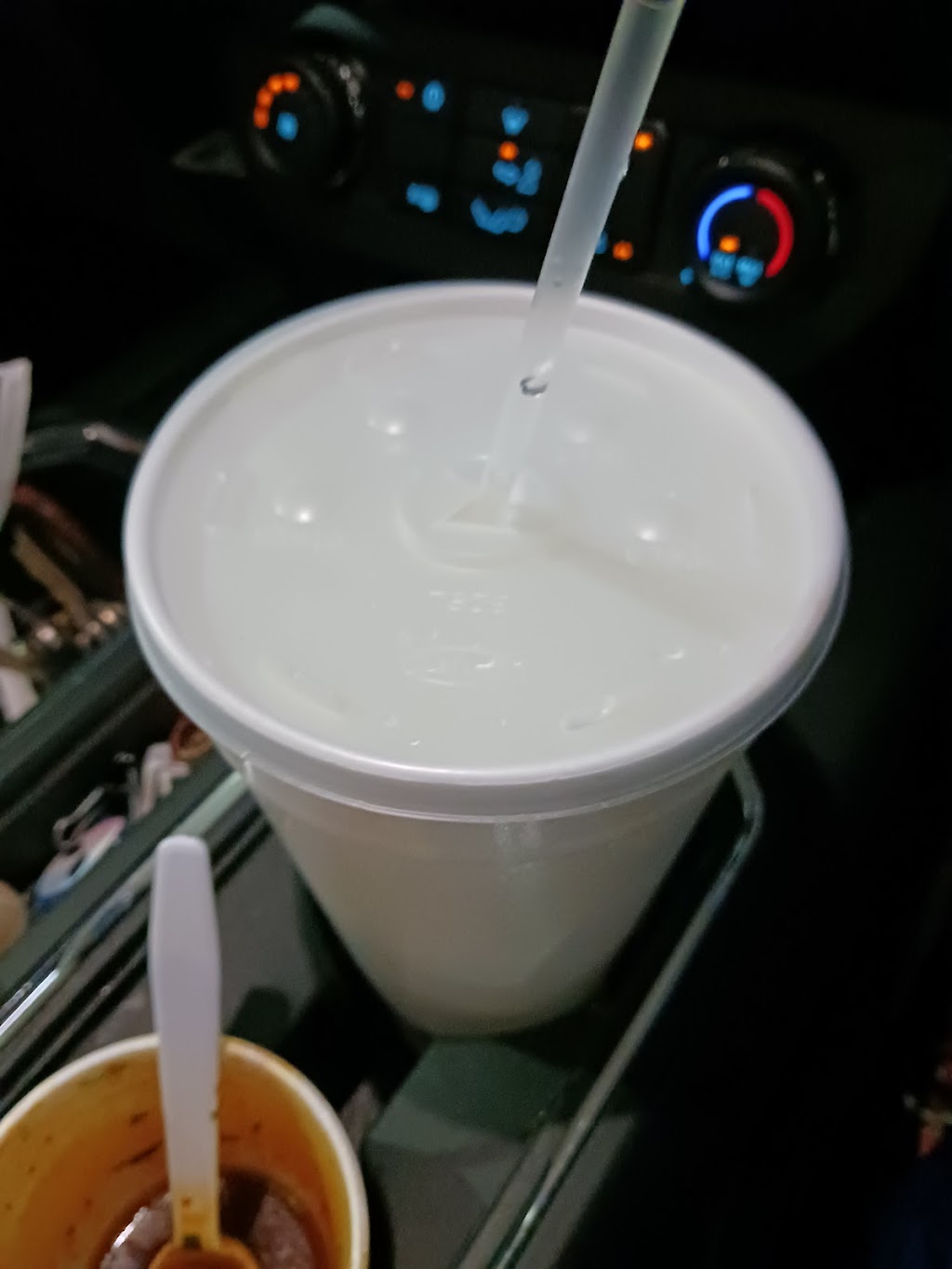 Birria Don David | restaurant | 215 N General McMullen Dr, San Antonio, TX 78237, USA | 2103229568 OR +1 210-322-9568