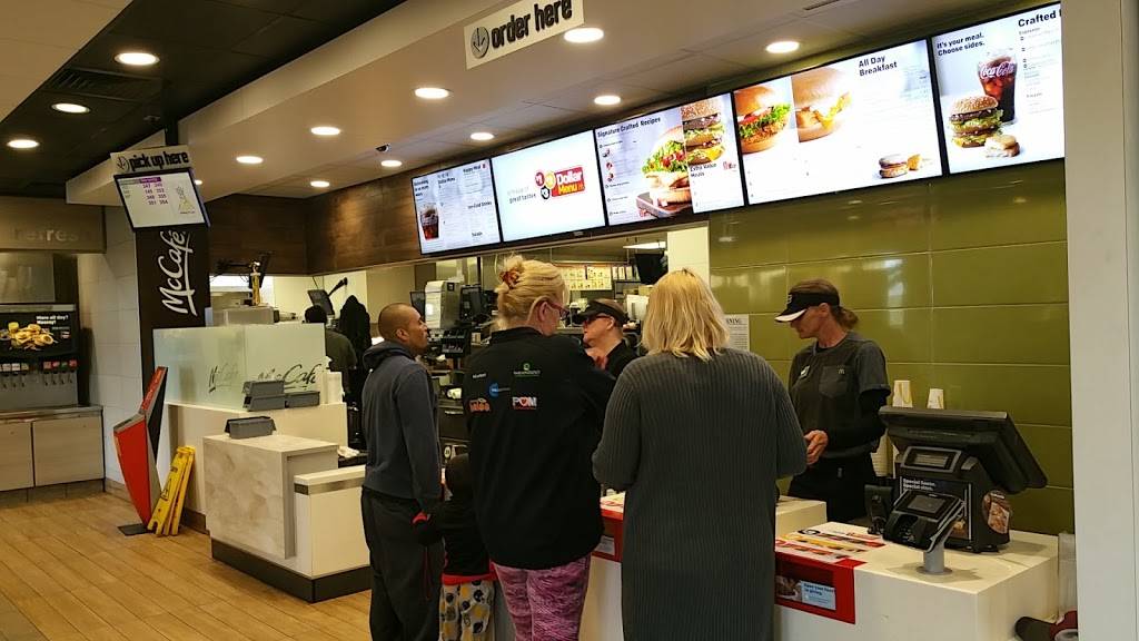 McDonalds | cafe | 10001 Kern St, Taft, CA 93268, USA | 6617635656 OR +1 661-763-5656