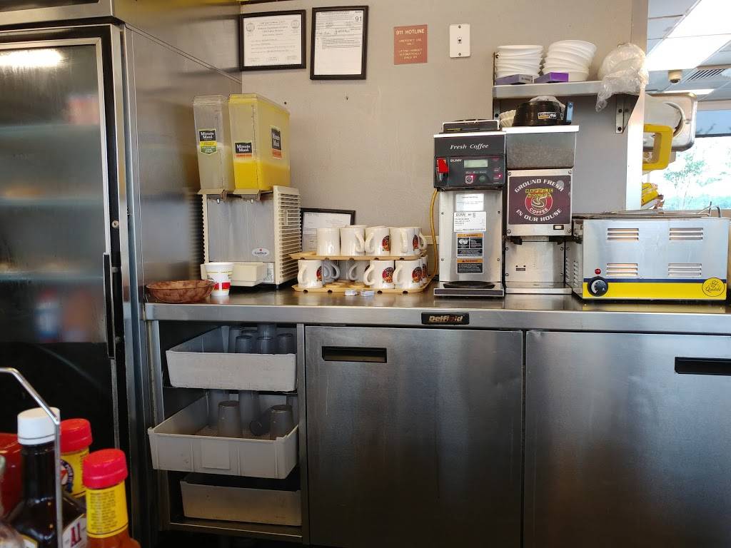 Waffle House | meal takeaway | 1334 Walker Chapel Rd, Fultondale, AL 35068, USA | 2058498159 OR +1 205-849-8159