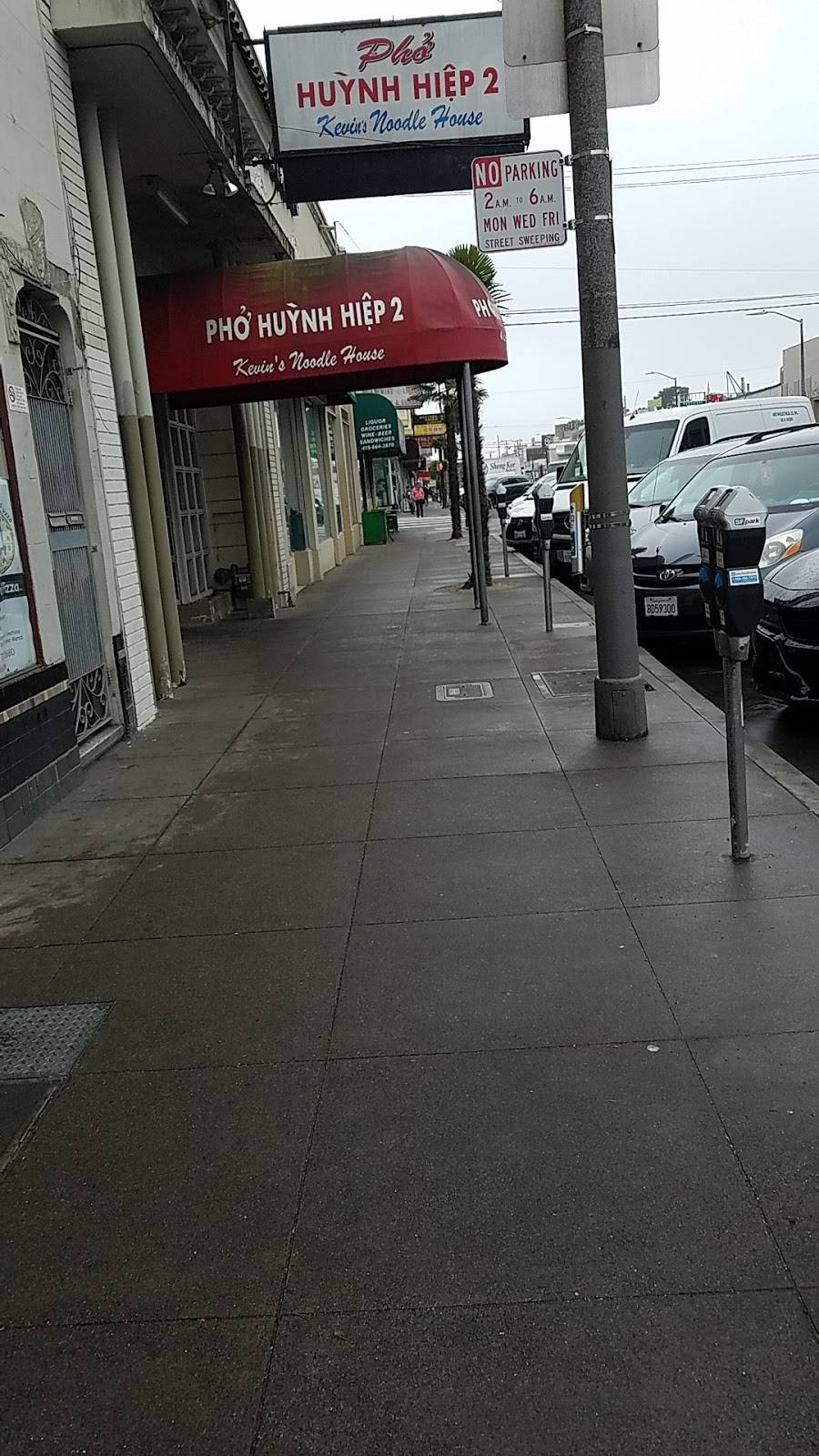 Lucca’s Foods Deli & Wine Shop | meal takeaway | 1899 Irving St, San Francisco, CA 94122, USA | 4156643870 OR +1 415-664-3870