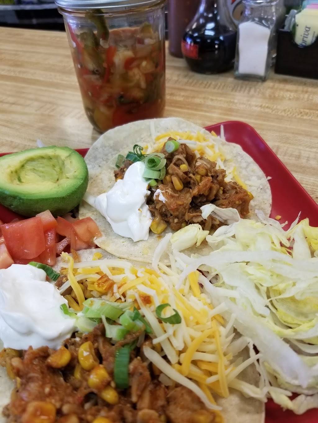 Howards Cafe | cafe | 1051 S Alvarado St, Los Angeles, CA 90006, USA | 2133857991 OR +1 213-385-7991