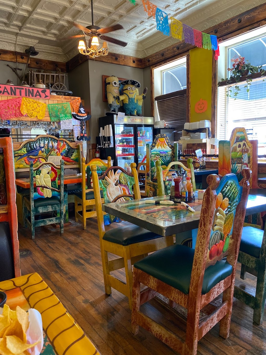 La Fiesta Mexican Restaurant | restaurant | 301 N Broadway St, Abilene, KS 67410, USA | 7852631470 OR +1 785-263-1470