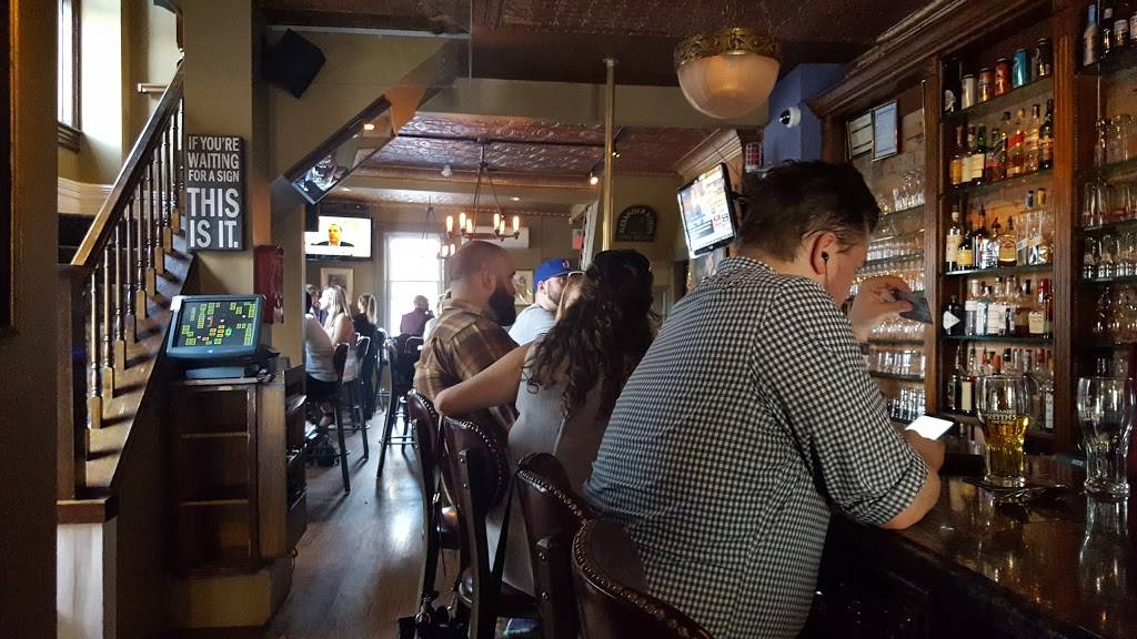 Bar Wellington | restaurant | 520 Wellington St W, Toronto, ON M5V 1E3, Canada | 4163418880 OR +1 416-341-8880