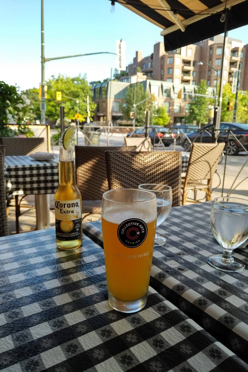 Paradiso | restaurant | 125 Lakeshore Rd E, Oakville, ON L6J 1H3, Canada | 9053381594 OR +1 905-338-1594