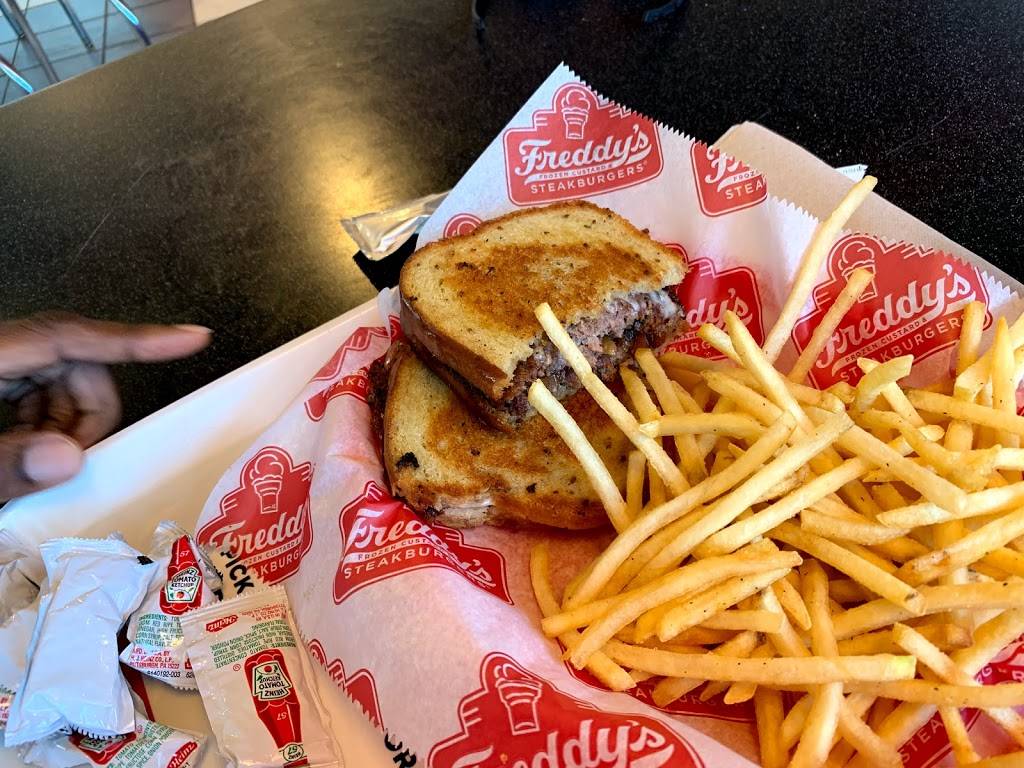 Freddys Frozen Custard & Steakburgers | restaurant | 1925 E 2nd St, Edmond, OK 73034, USA | 4058441514 OR +1 405-844-1514