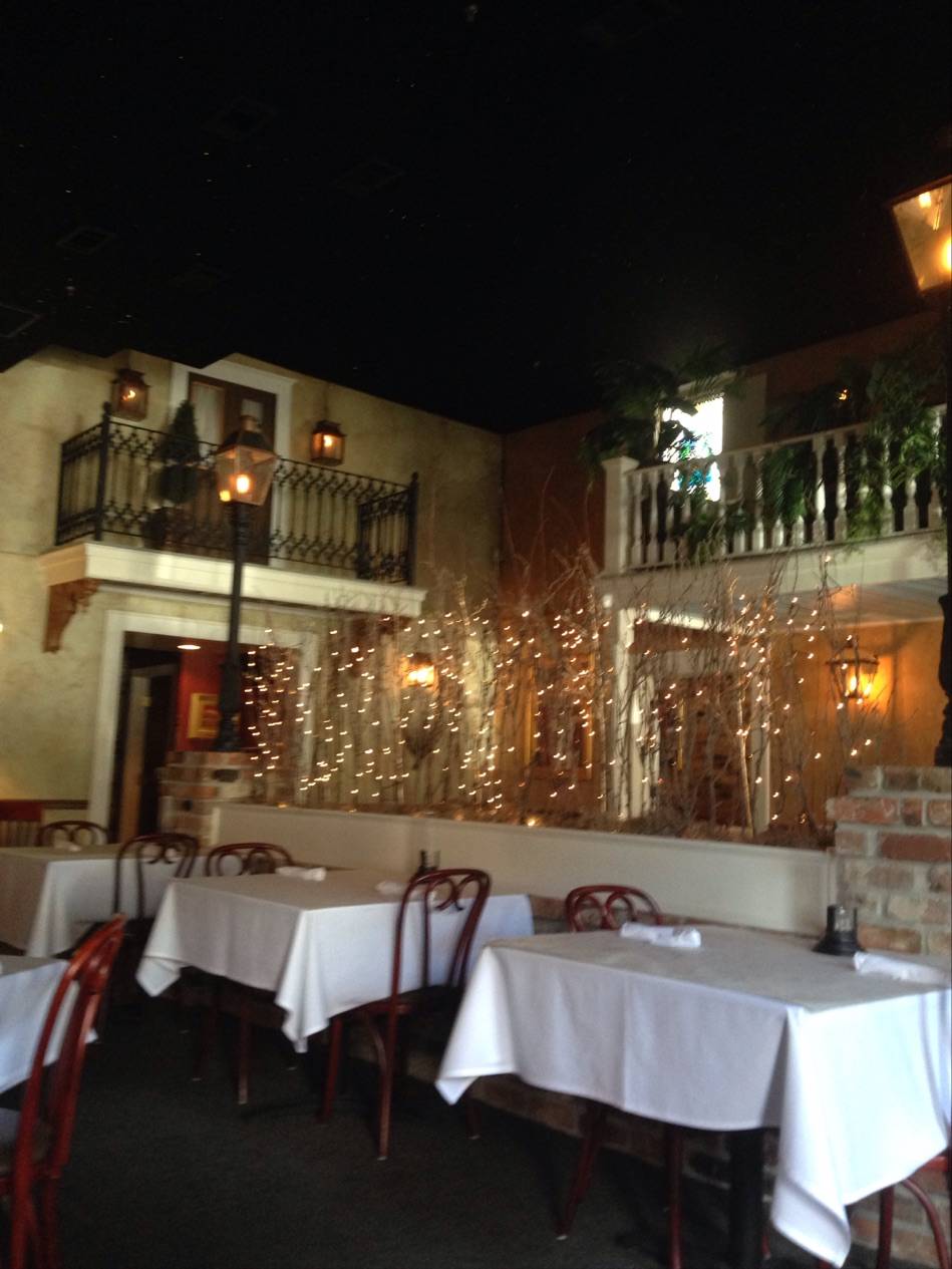 Chappys Restaurant | restaurant | 6106 Magazine St, New Orleans, LA 70118, USA | 5042088772 OR +1 504-208-8772