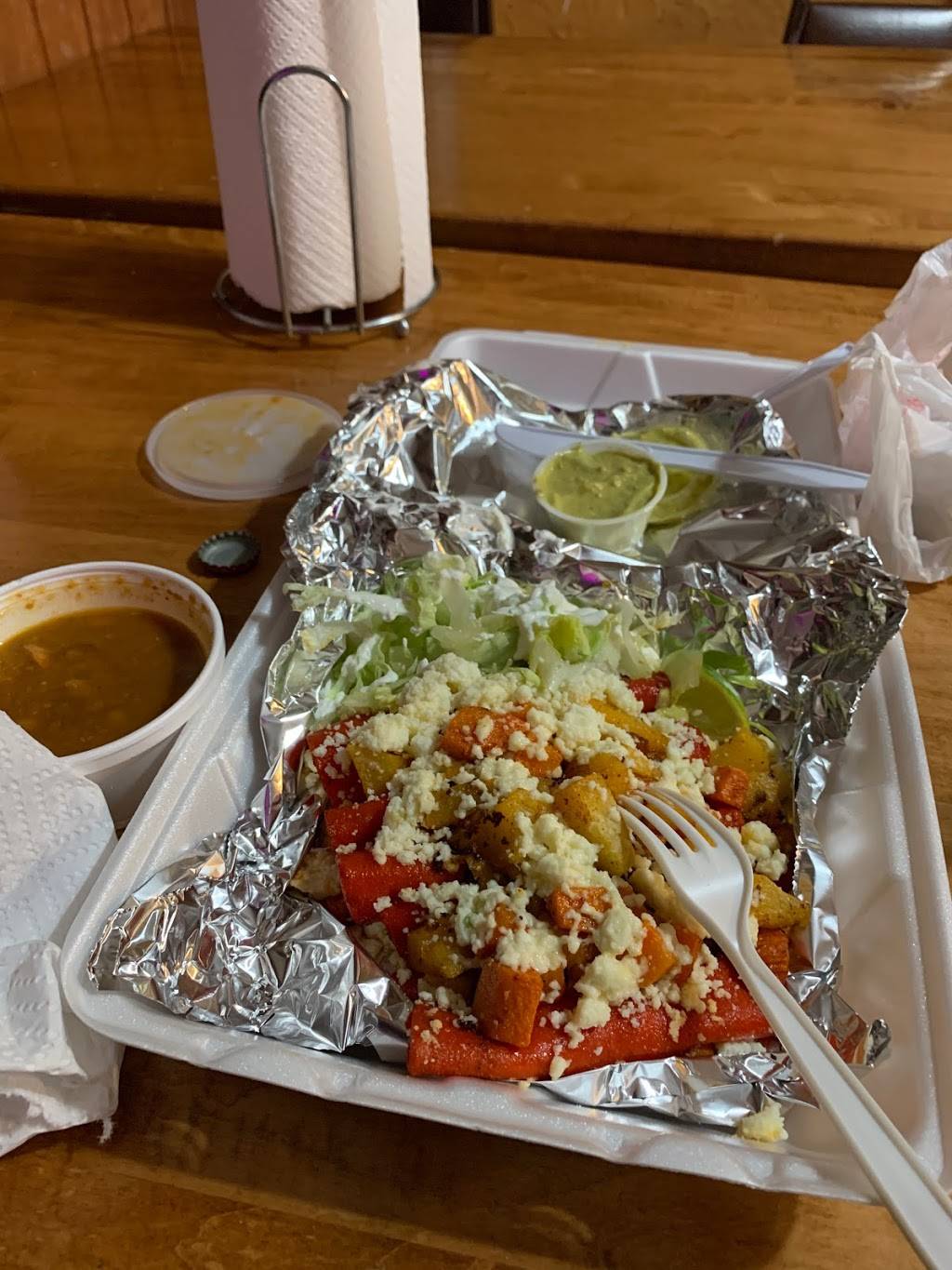 La Cotorra | restaurant | 227 S 10th St, Corsicana, TX 75110, USA | 9036025177 OR +1 903-602-5177