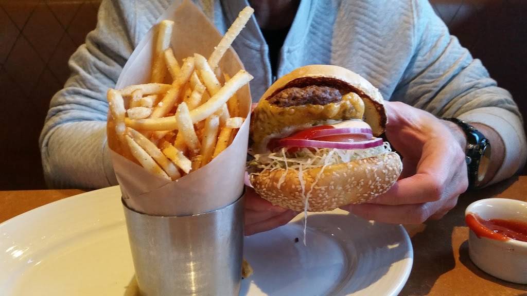 La Piazza Cucuina Italiana & Wine Bar | meal delivery | 512 Walt Whitman Rd, Melville, NY 11747, USA | 6314250500 OR +1 631-425-0500