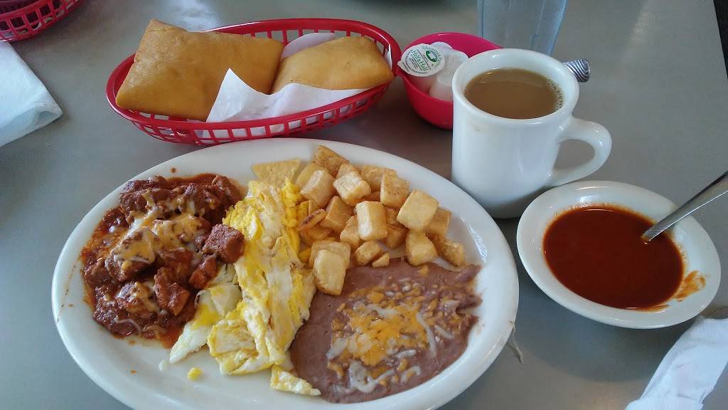 Lollies New Mexican Food | restaurant | 424 Isleta Blvd SW, Albuquerque, NM 87105, USA | 5054529096 OR +1 505-452-9096