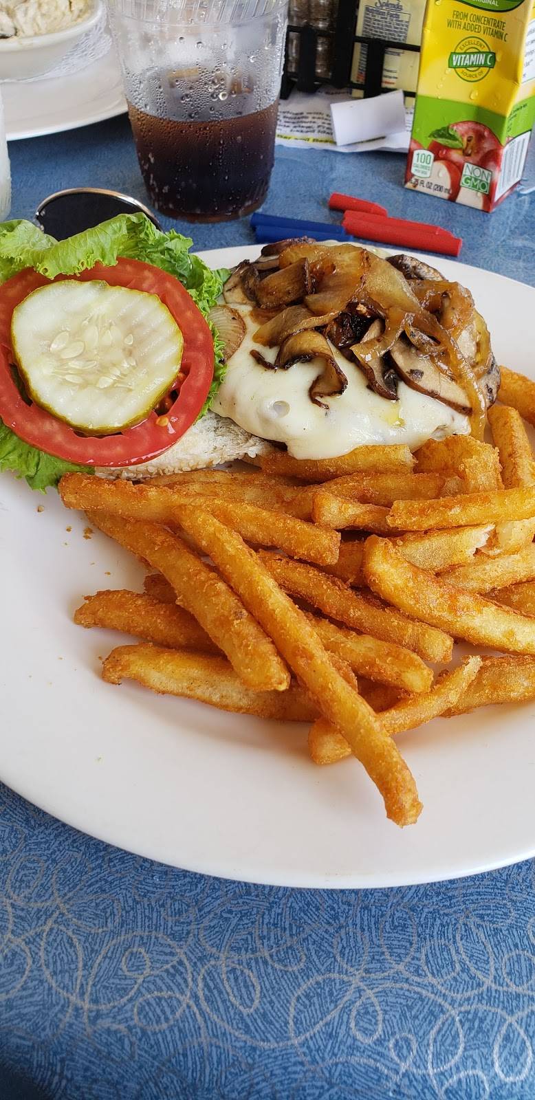 Kentmorr Restaurant | restaurant | 910 Kentmorr Rd, Stevensville, MD 21666, USA | 4106432263 OR +1 410-643-2263