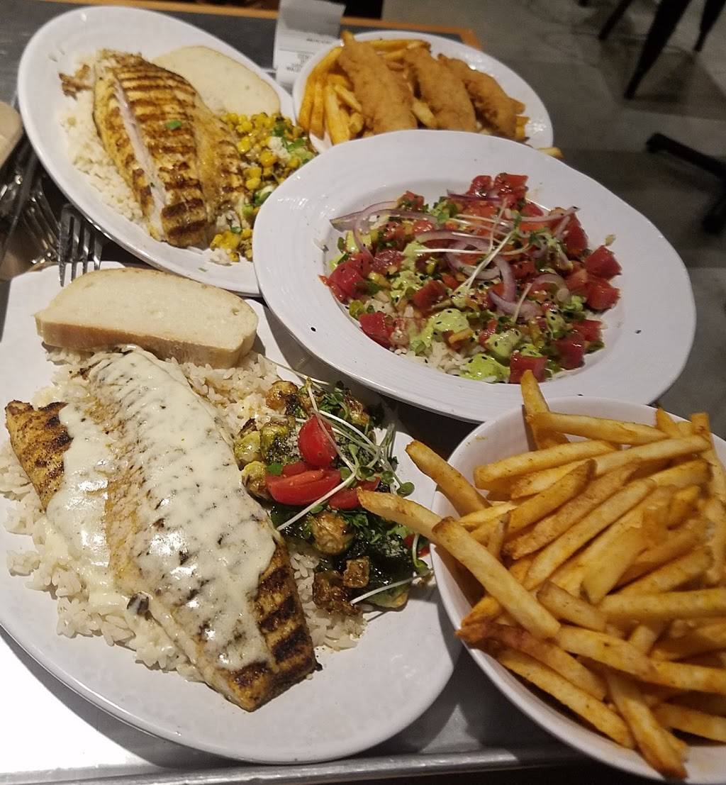 California Fish Grill | restaurant | 3801 N Lakewood Blvd, Long Beach, CA 90808, USA | 5624201010 OR +1 562-420-1010