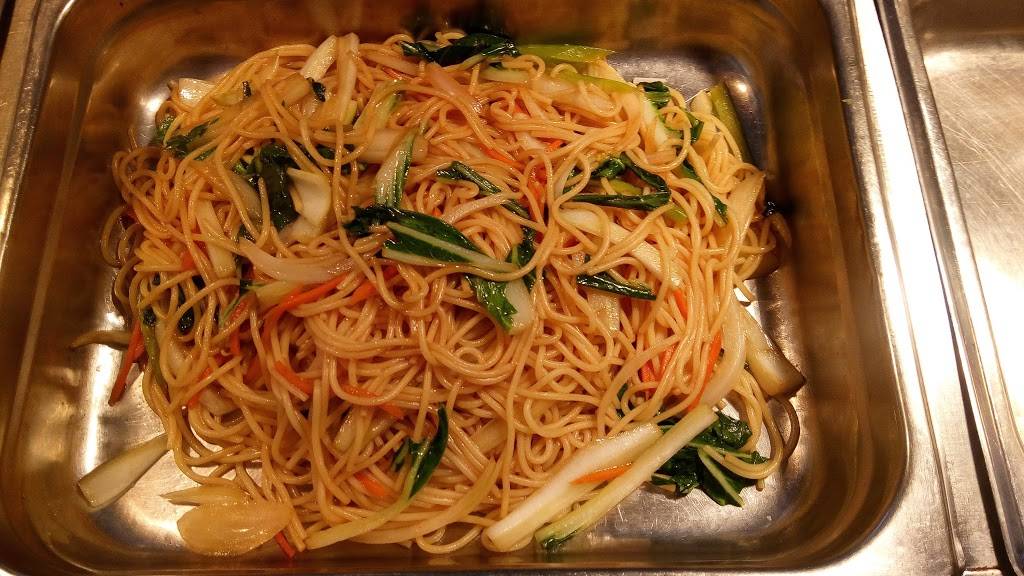 Golden Buffet | restaurant | 640 10th St W, Owen Sound, ON N4K 3R9, Canada | 2266646888 OR +1 226-664-6888