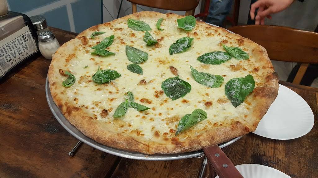 Little Oven Pizza | restaurant | 433 W Main St, Merced, CA 95340, USA | 2092339829 OR +1 209-233-9829