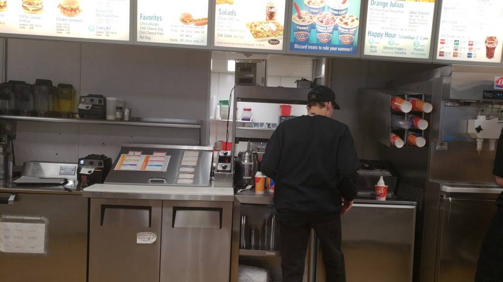 Dairy Queen | restaurant | 318 N Main St, Doylestown, PA 18901, USA | 2153451775 OR +1 215-345-1775