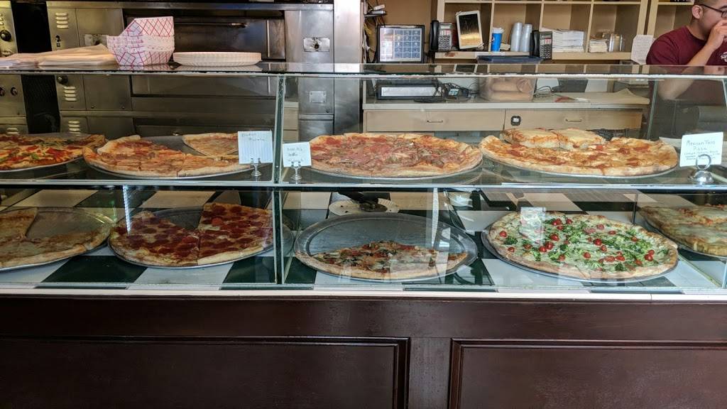 Savonas Plaza Pizza | restaurant | 340 Plaza Rd, Kingston, NY 12401, USA | 8453314451 OR +1 845-331-4451