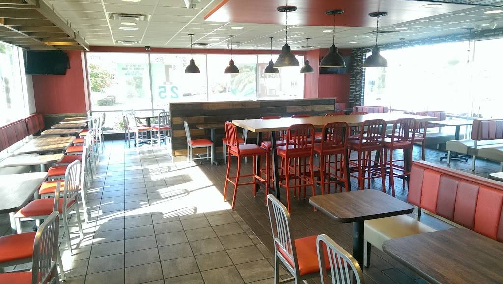 Arbys | restaurant | 208 Stonebrook Pl, Jackson, TN 38305, USA | 7316689700 OR +1 731-668-9700