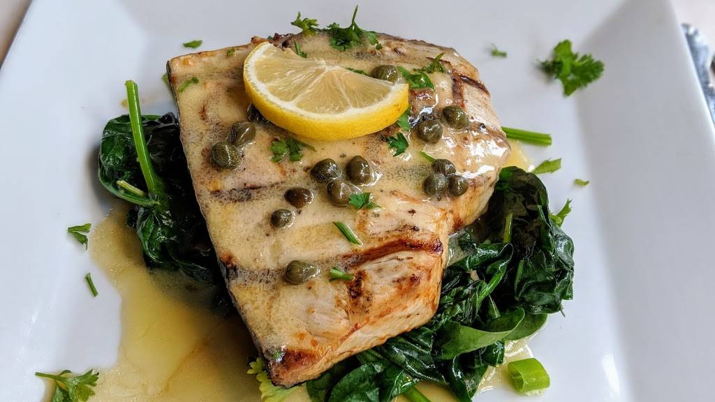 Happy Apple Inn | restaurant | 29 Imlaystown Rd, Cream Ridge, NJ 08514, USA | 6092597889 OR +1 609-259-7889