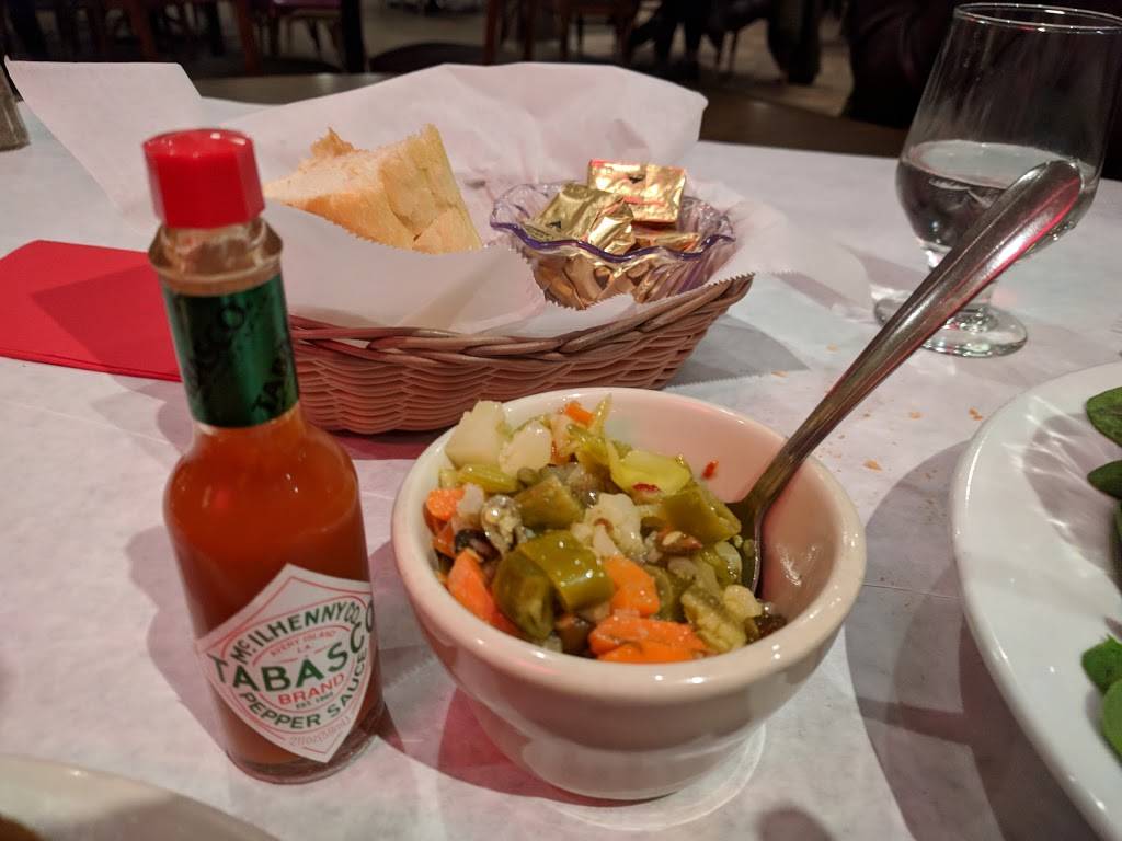 Villa D Carlo | restaurant | 5140 6th Ave, Kenosha, WI 53140, USA | 2626543932 OR +1 262-654-3932