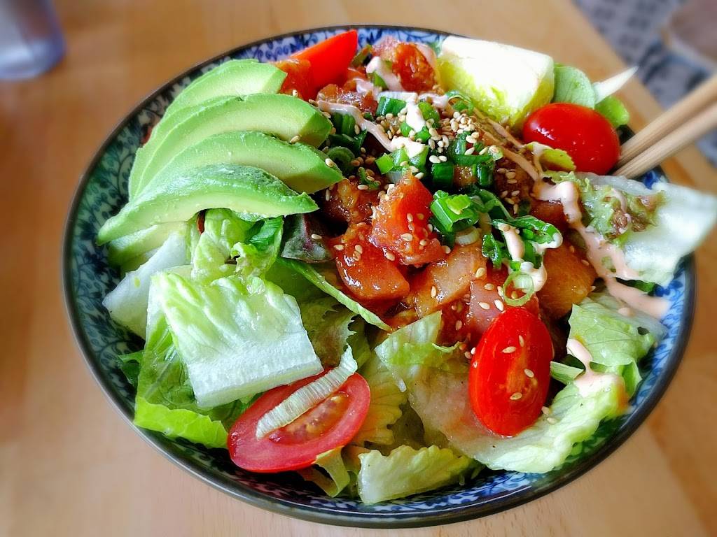 Raku Ramen & Rolls | restaurant | 2424 Midway Dr, Santa Rosa, CA 95405, USA | 7076239668 OR +1 707-623-9668