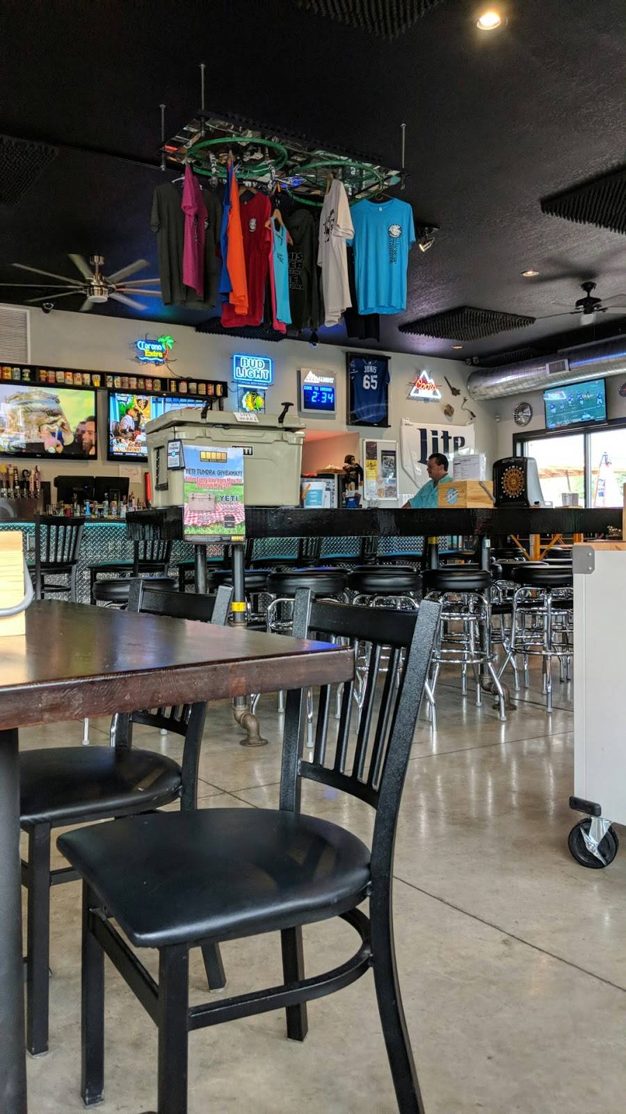 Grease Monkeys | restaurant | 700-798 IL-84, Colona, IL 61241, USA | 3092811887 OR +1 309-281-1887