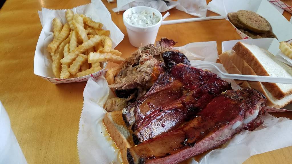 Archibald & Woodrows BBQ | restaurant | 4215 Greensboro Ave, Tuscaloosa, AL 35405, USA | 2053314858 OR +1 205-331-4858