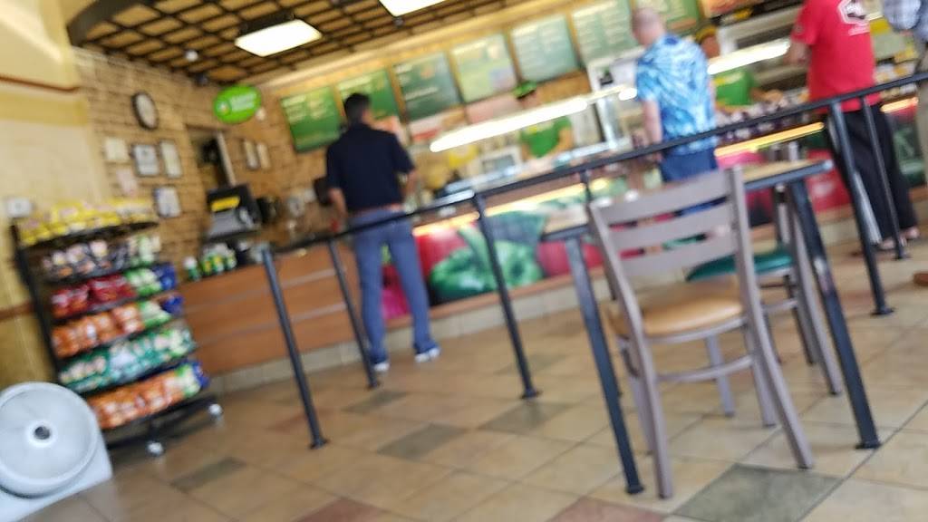 Subway Restaurants | restaurant | 2501-1 W Busch Blvd, Tampa, FL 33618, USA | 8139318654 OR +1 813-931-8654