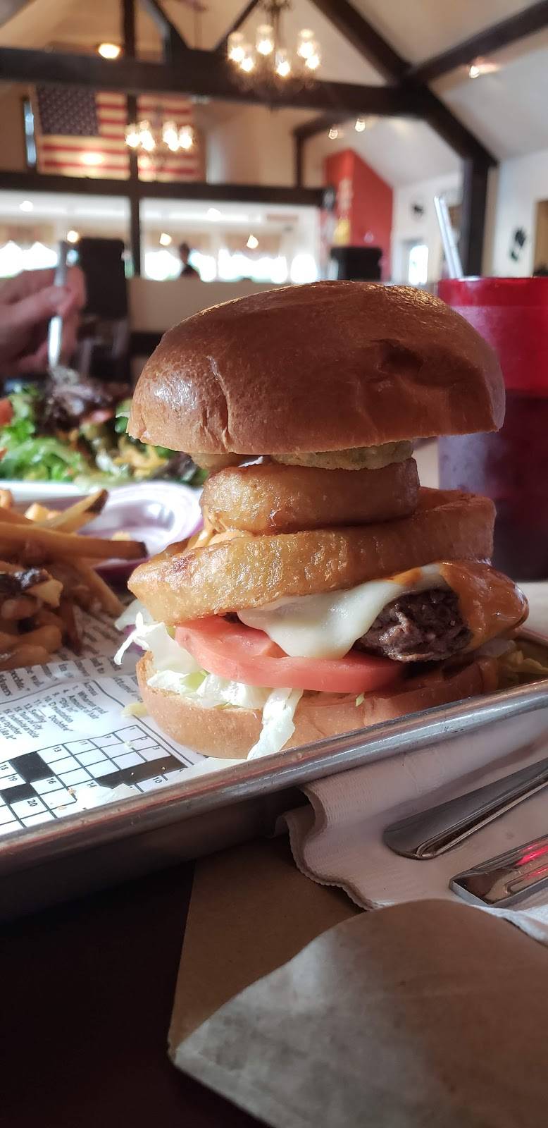 The Burger Barn | restaurant | 289 NY-100, Somers, NY 10589, USA | 9142760600 OR +1 914-276-0600