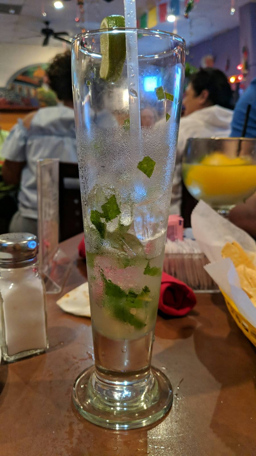 Los Faroles Mexican Restaurant | restaurant | 18174 River Sage Dr #108, Houston, TX 77084, USA | 2818597200 OR +1 281-859-7200