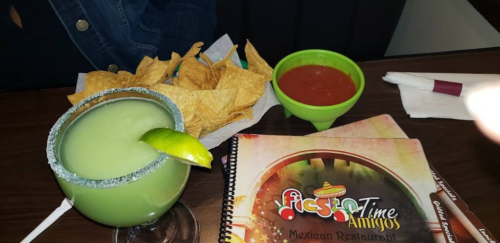 Fiesta Time Amigos Mexican Grill | restaurant | 135 S English Station Rd, Louisville, KY 40245, USA | 5022547755 OR +1 502-254-7755