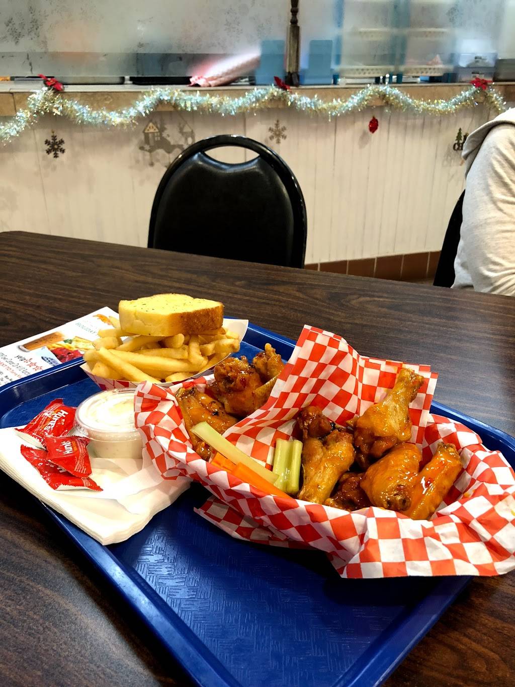 Wingz and Tea | restaurant | 10709 Town Center Dr #110, Rancho Cucamonga, CA 91730, USA | 9094669930 OR +1 909-466-9930