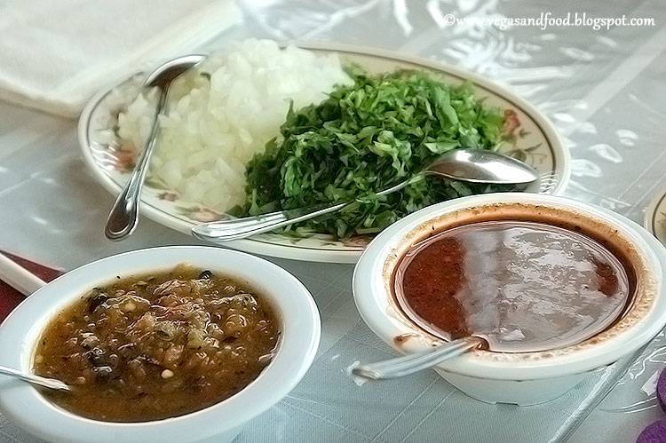 Birrieria Rosa Maria Restaurant | restaurant | 13667 Van Nuys Blvd, Pacoima, CA 91331, USA | 8188975085 OR +1 818-897-5085