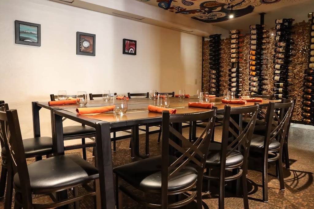 Mile Wine Restaurant | restaurant | 2113 Pacific Ave, Stockton, CA 95204, USA | 2094659463 OR +1 209-465-9463