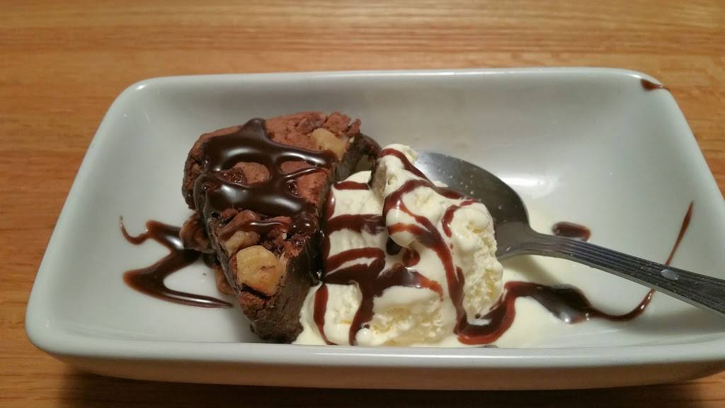 Applebees Grill + Bar | restaurant | 2700 E Central Texas Expy, Killeen, TX 76543, USA | 2545269711 OR +1 254-526-9711