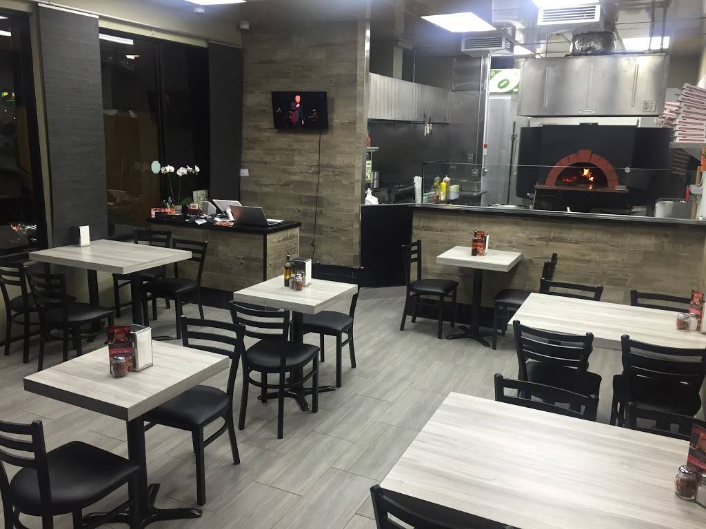 Pizza Pazza | meal delivery | 15333 Sherman Way w, Van Nuys, CA 91406, USA | 8189018799 OR +1 818-901-8799