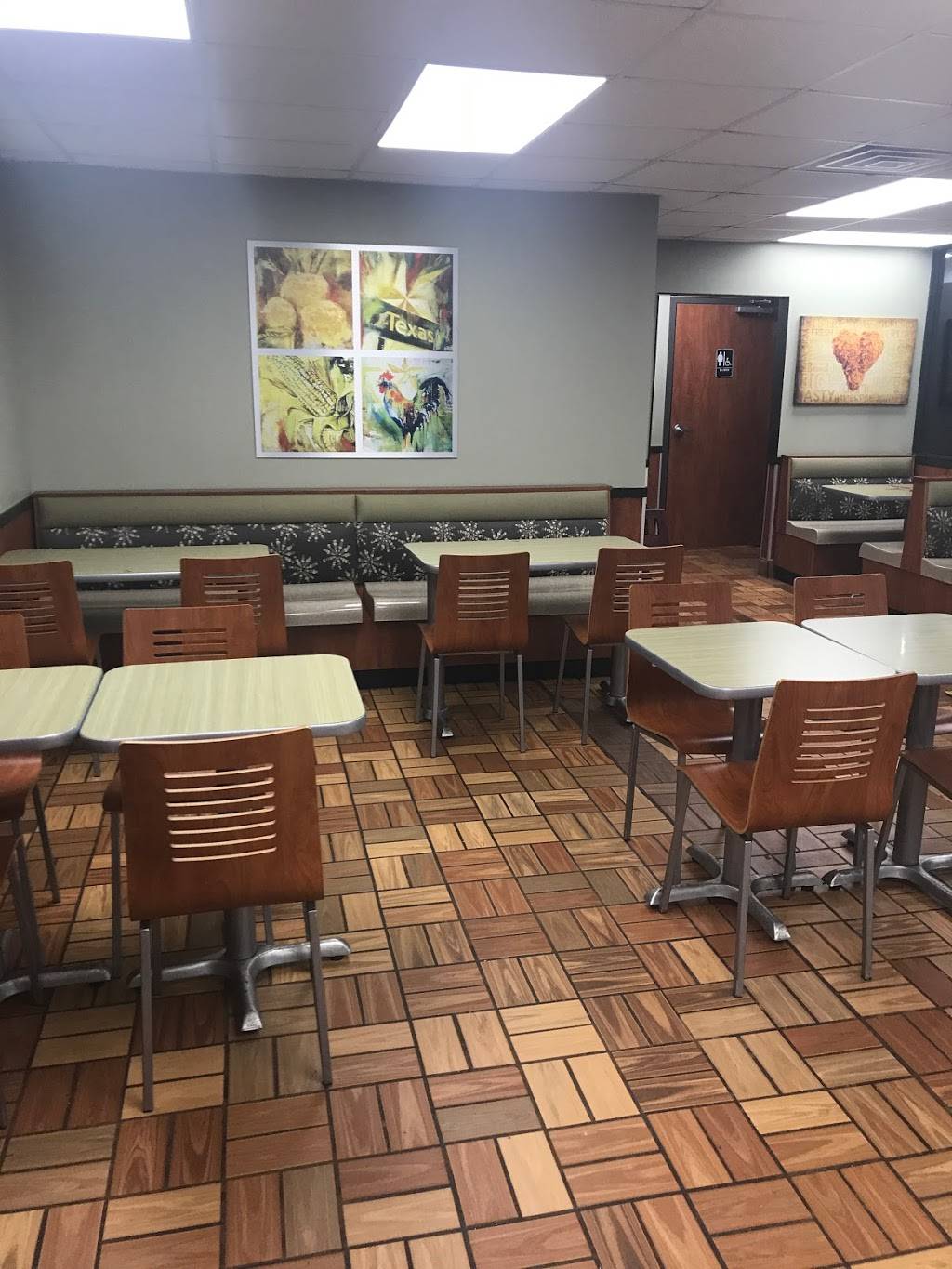 Churchs Chicken | restaurant | 503 N Broad St, Monroe, GA 30655, USA | 7702671226 OR +1 770-267-1226