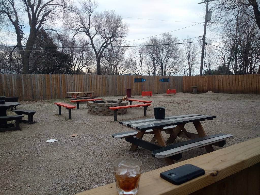 Champs Bar & Grill | restaurant | 1106 S Seneca St, Wichita, KS 67213, USA | 3162621284 OR +1 316-262-1284