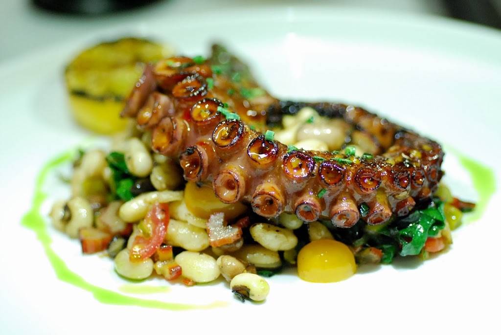 Amber Steak House | restaurant | 119 Nassau Ave, Brooklyn, NY 11222, USA | 7183893757 OR +1 718-389-3757