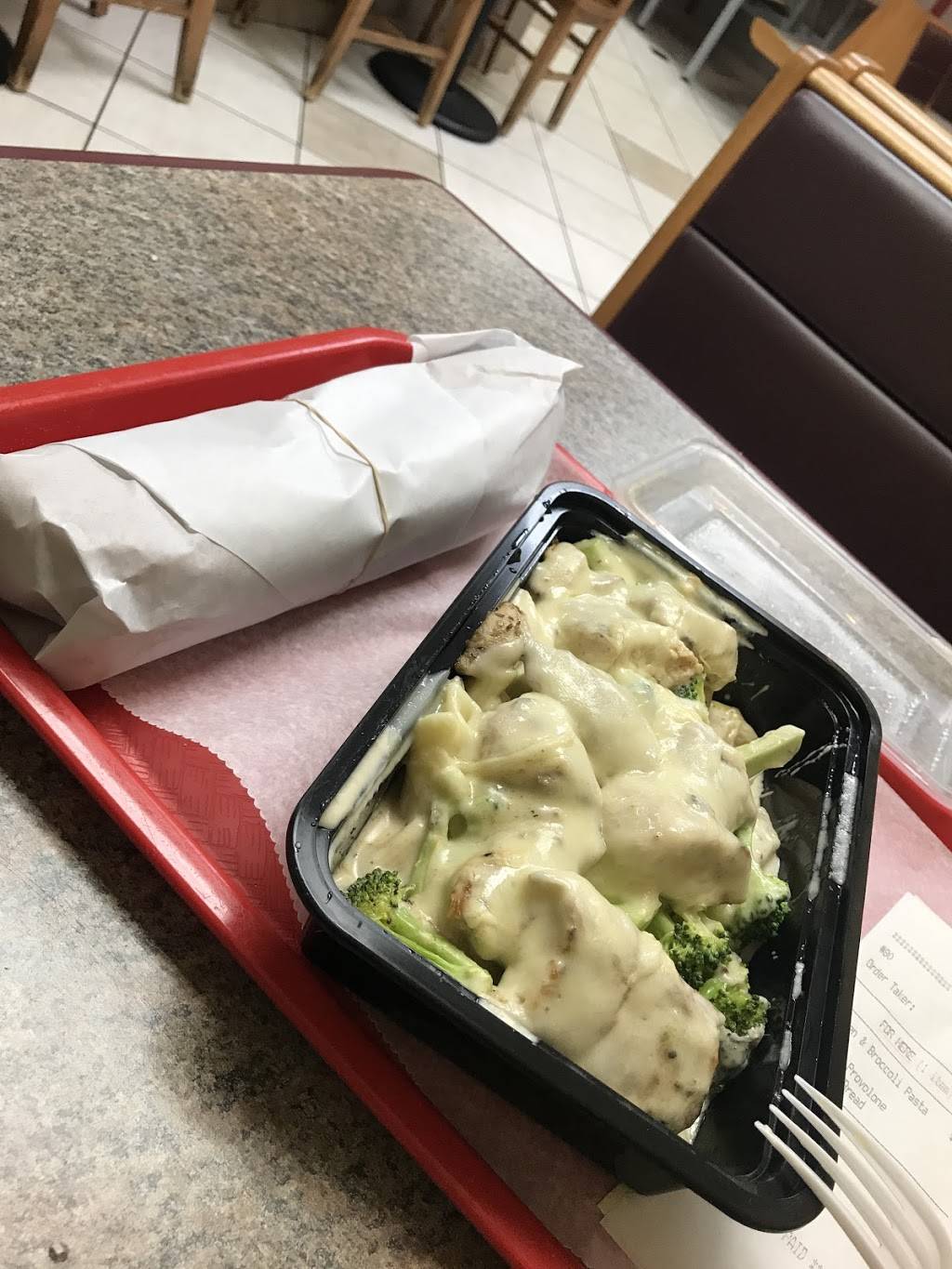 Giovannis Roast Beef and Pizza | restaurant | 127 Merrimack St, Methuen, MA 01844, USA | 9785575588 OR +1 978-557-5588