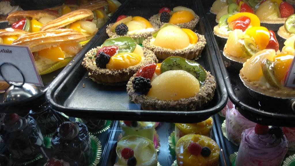 Tropicana Bakery & Cuban Café | restaurant | 10218 Paramount Blvd, Downey, CA 90241, USA | 5628068343 OR +1 562-806-8343