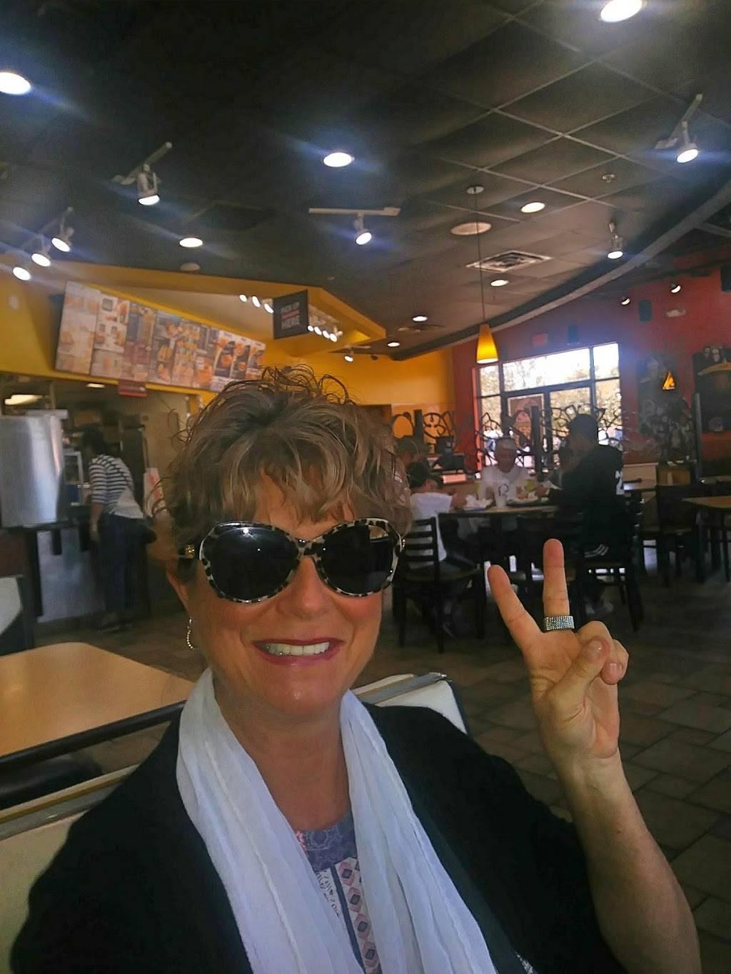 Long John Silvers | restaurant | 8993 Dani Dr, Fort Myers, FL 33966, USA | 2392743345 OR +1 239-274-3345