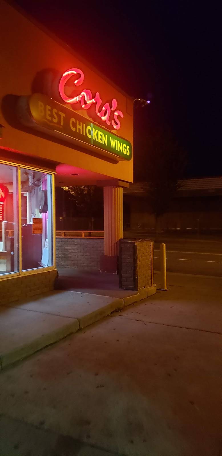 Coras Best Chicken Wings | restaurant | 1143 Payne Ave, St Paul, MN 55130, USA | 6126430020 OR +1 612-643-0020