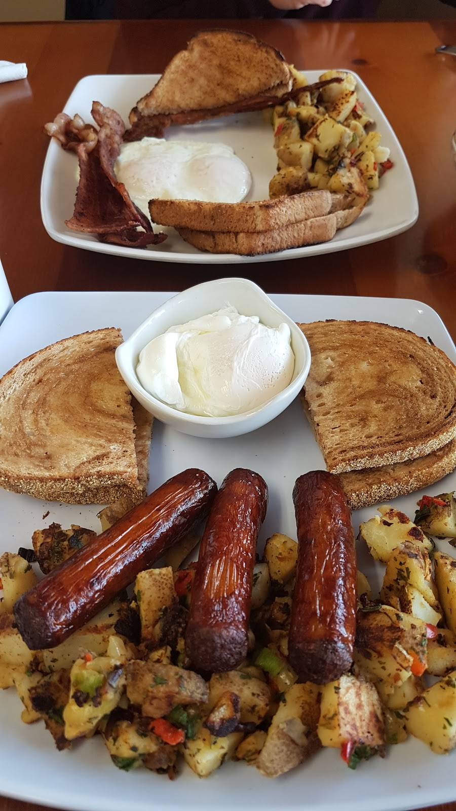 The Village Family | restaurant | 30 Brock Rd S, Guelph, ON N1H 6H9, Canada | 5192655455 OR +1 519-265-5455