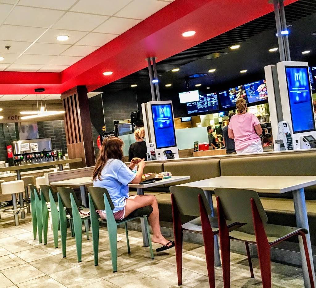 McDonalds | cafe | 9815 N Milwaukee Ave, Des Plaines, IL 60016, USA | 8479658180 OR +1 847-965-8180